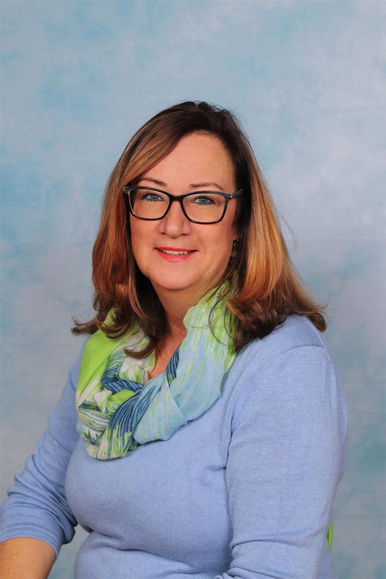 Sylvia Kogler, BEd (Religion katholisch)